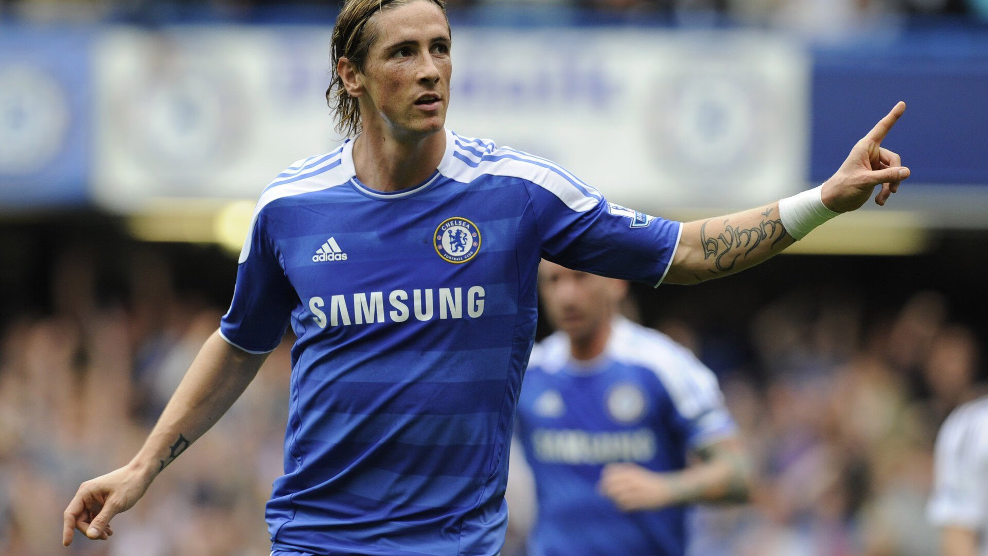 特斯·冯·迪克：以犀利的突破和快速反应，为南非队赢得关键进攻机会